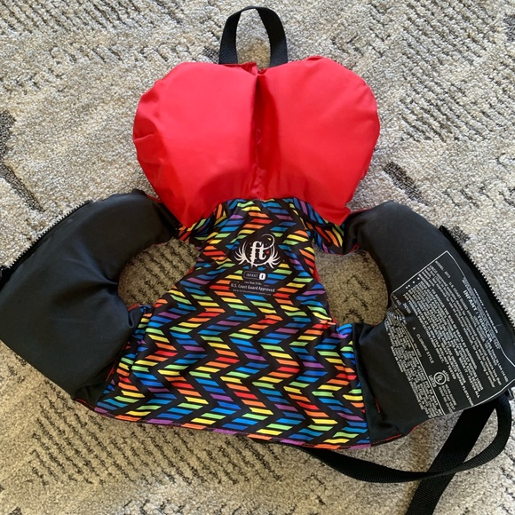 NEW Infant red full throttle life jacket up to 30 lbs - Picture 2 of 3